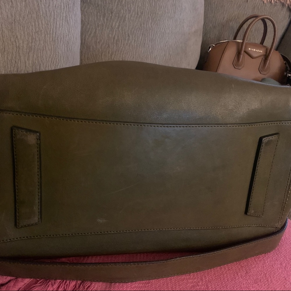 Givenchy Olive Green Antigona Satchel - Picture 5 of 11